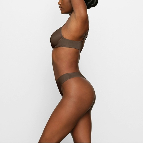 Skims | Demi Bra Brown Chocolate Size 30C Medium Coverage - Picture 2 of 8